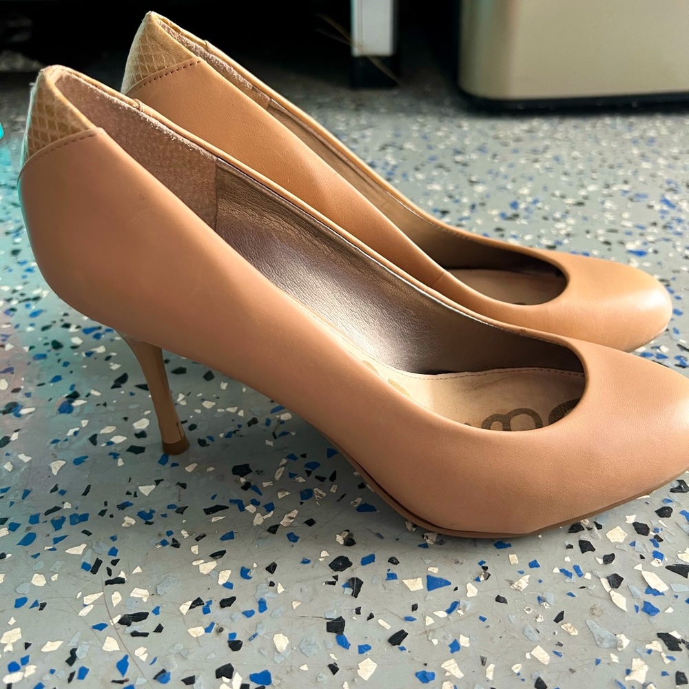 Used Sam Edelman Women Heels size 6.5